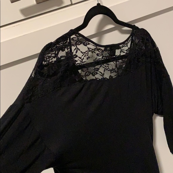 Black with lace top - Picture 3 of 4